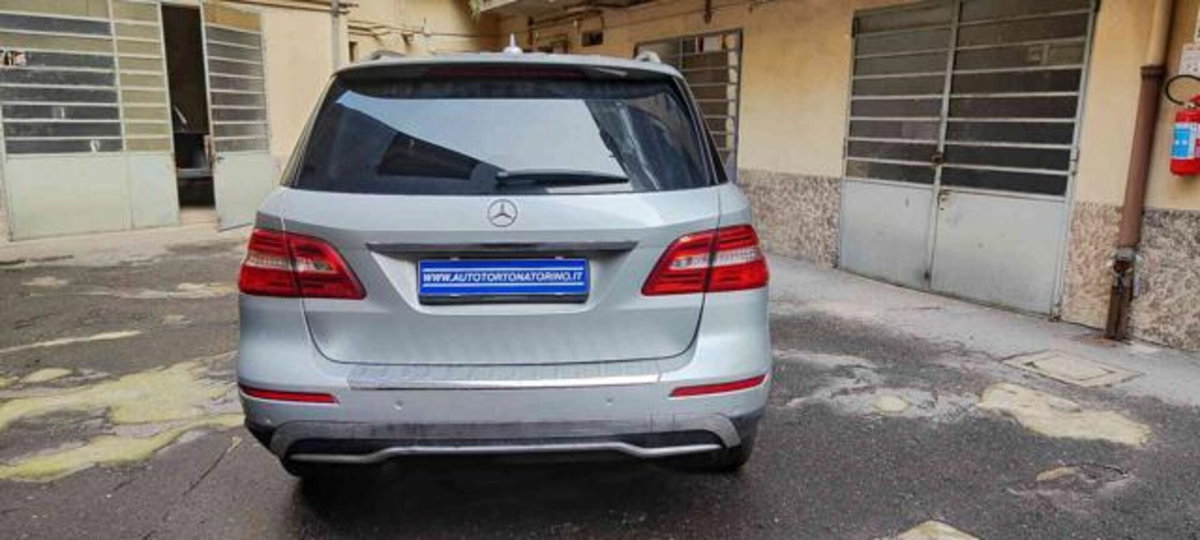 Mercedes-Benz Classe ML 250 BlueTEC 4Matic Sport (5)