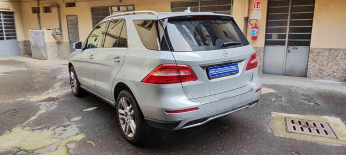 Mercedes-Benz Classe ML 250 BlueTEC 4Matic Sport (6)