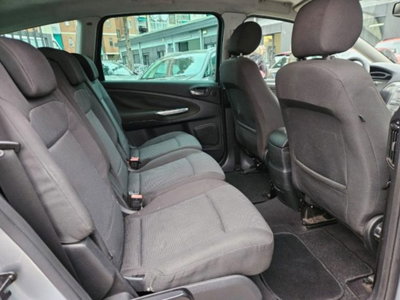 Ford S-Max 2.0 TDCi 140CV Titanium (12)