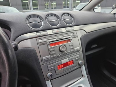 Ford S-Max 2.0 TDCi 140CV Titanium (13)
