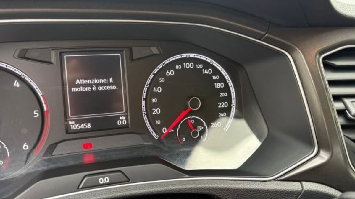 Volkswagen T-Roc 2.0 TDI SCR 150 CV Business BlueMotion Technology (8)