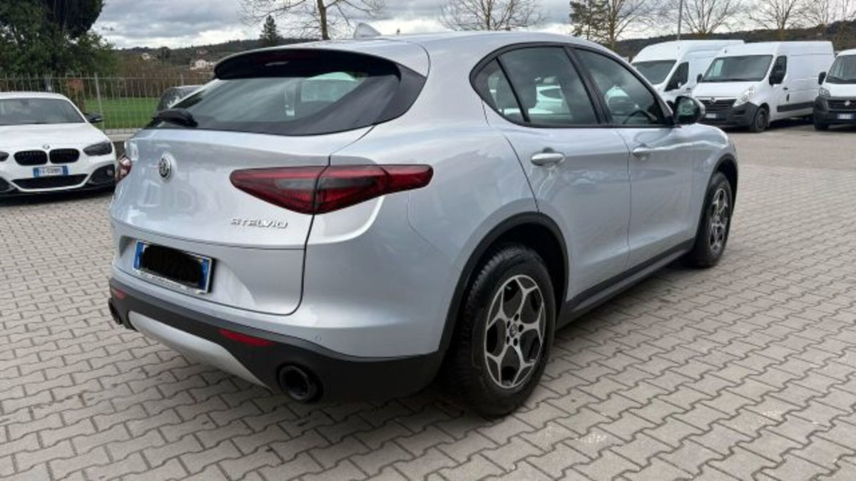 Alfa Romeo Stelvio Stelvio 2.2 Turbodiesel 190 CV AT8 Q4 Super Business (3)