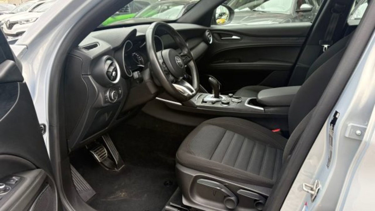 Alfa Romeo Stelvio Stelvio 2.2 Turbodiesel 190 CV AT8 Q4 Super Business (9)