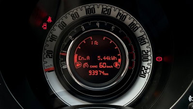 Fiat 500 1.0 Hybrid Dolcevita (15)