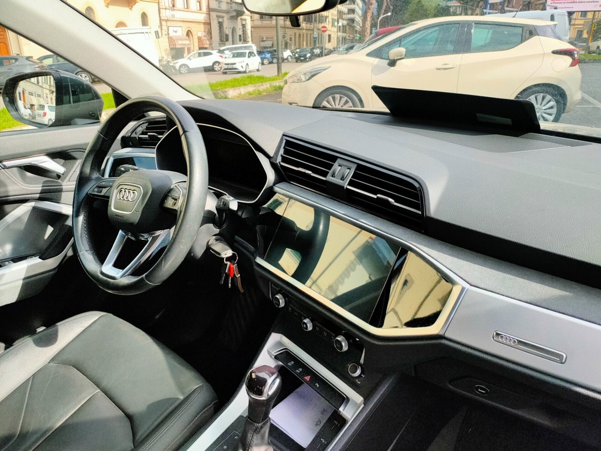 Audi Q3 35 TDI quattro S tronic Business Advanced (18)