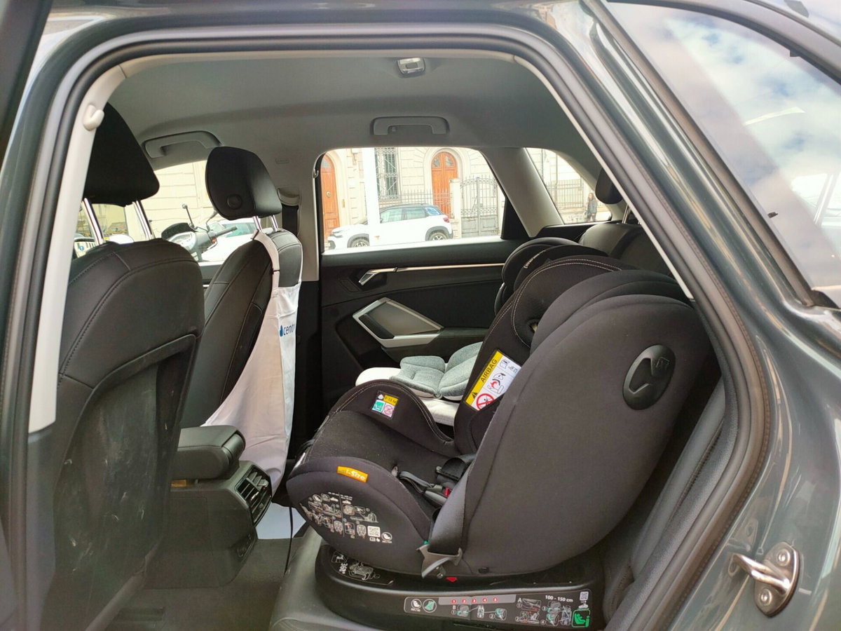 Audi Q3 35 TDI quattro S tronic Business Advanced (20)