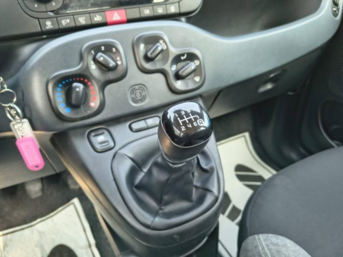 Fiat Panda 1.0 firefly hybrid s&s 70cv 5p.ti (12)