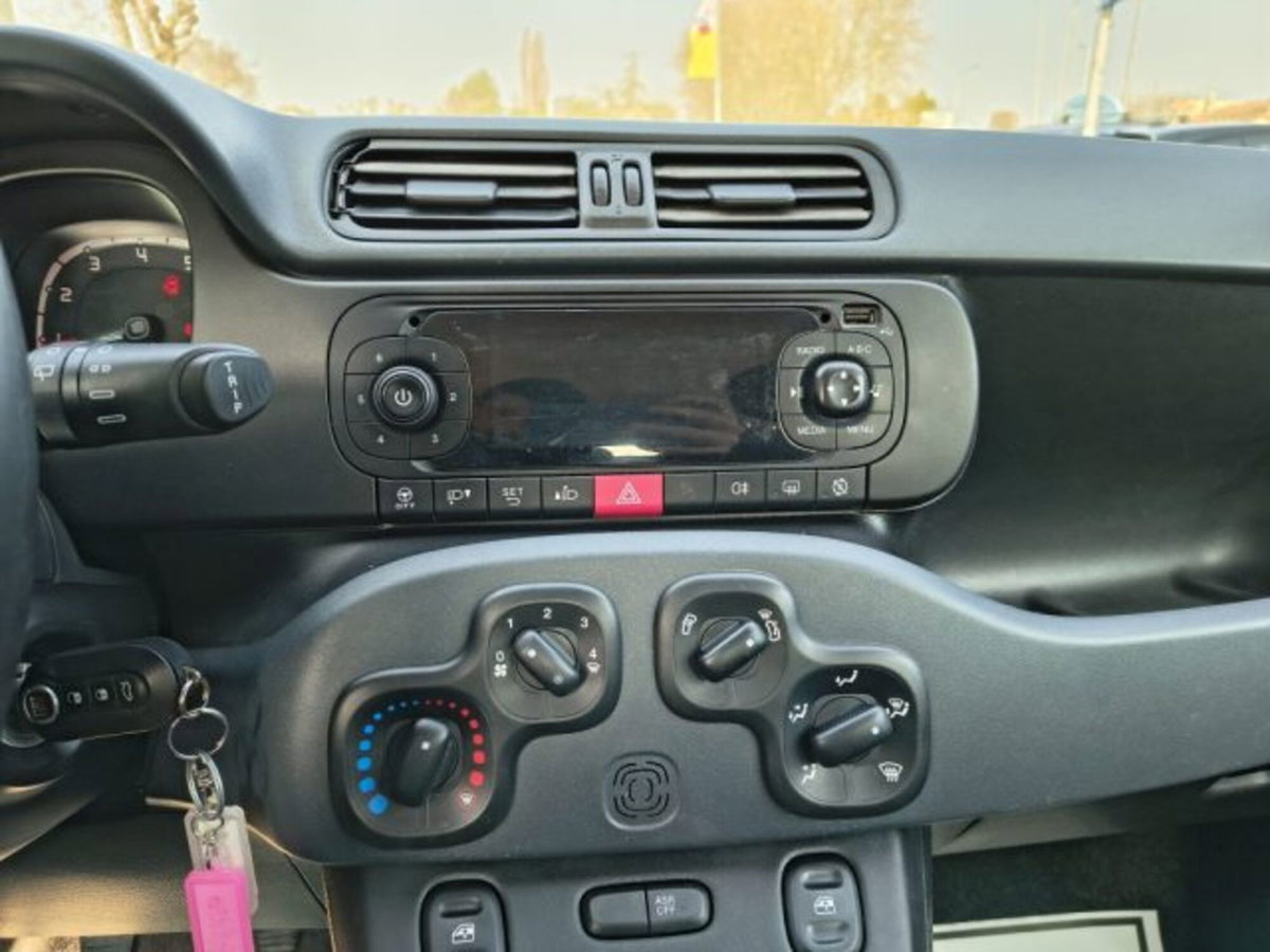 Fiat Panda 1.0 firefly hybrid s&s 70cv 5p.ti (13)