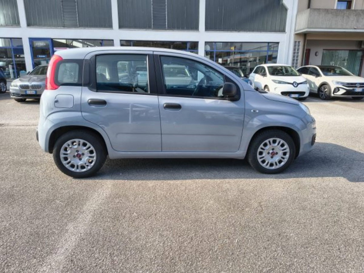Fiat Panda 1.0 firefly hybrid s&s 70cv 5p.ti (4)