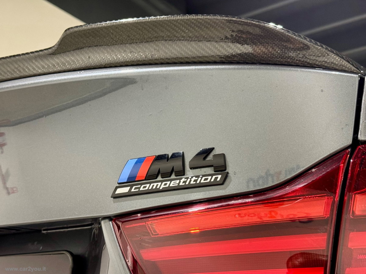 BMW Serie 4 Coupé M4 Competition (17)