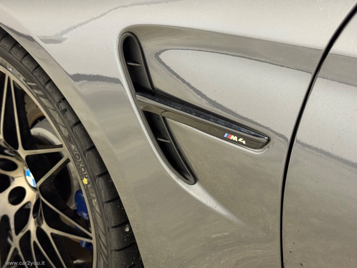 BMW Serie 4 Coupé M4 Competition (19)