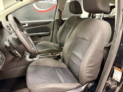 Ford Focus Station Wagon 1.6 TDCi (90CV) S.W. (10)