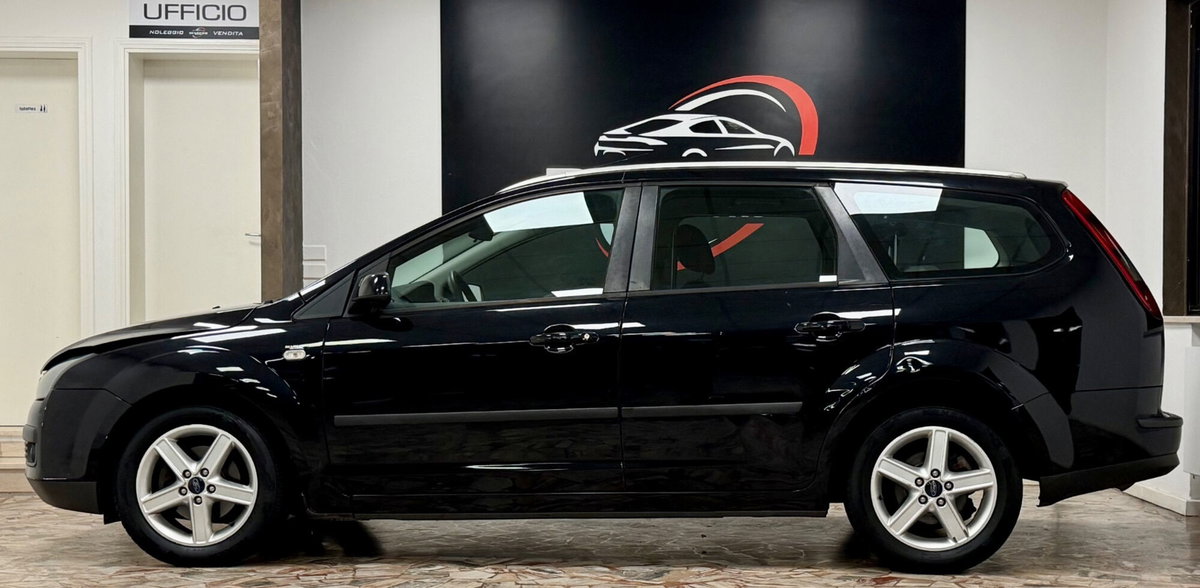 Ford Focus Station Wagon 1.6 TDCi (90CV) S.W. (8)