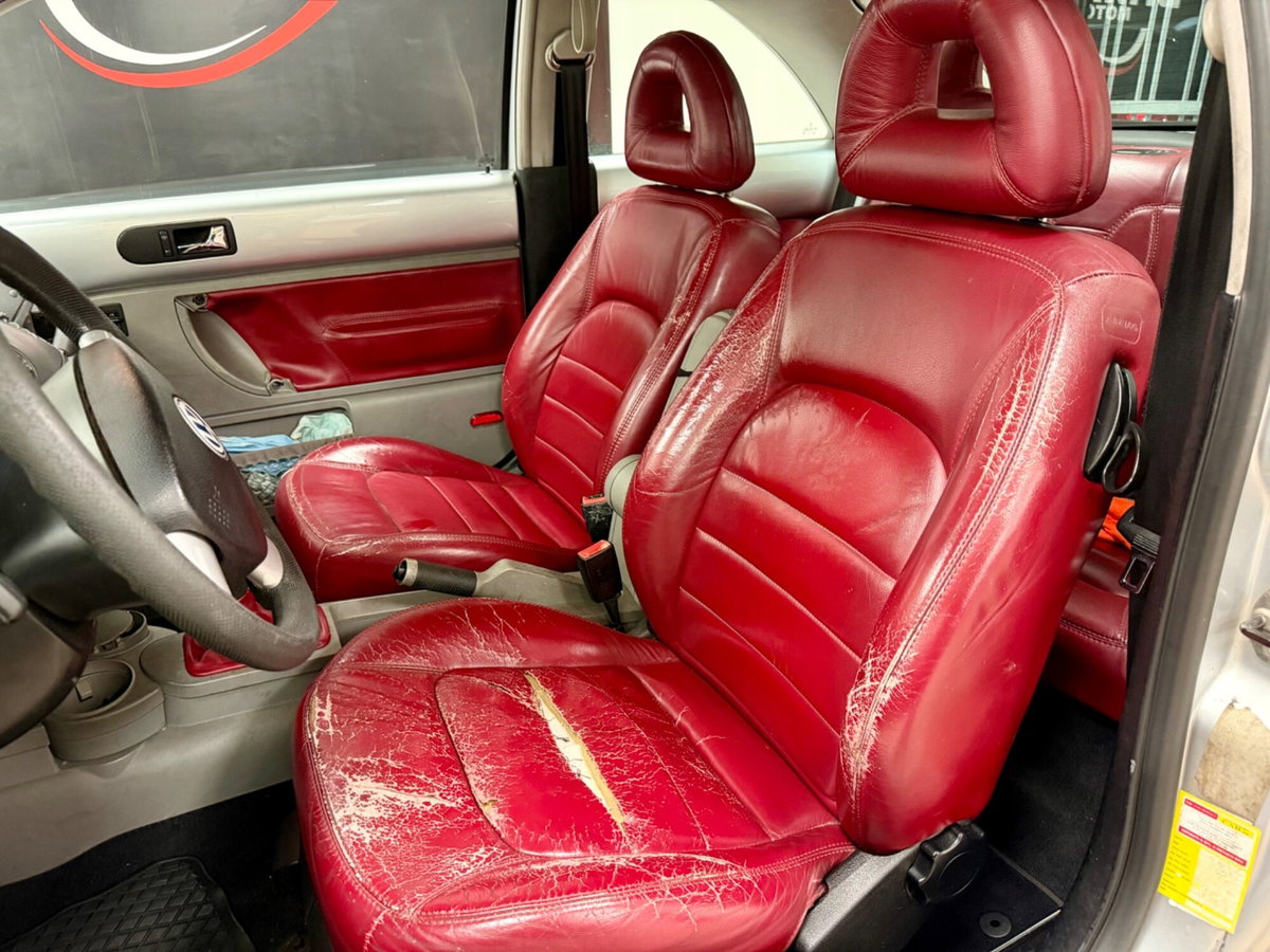 Volkswagen New Beetle TDI 101CV (10)