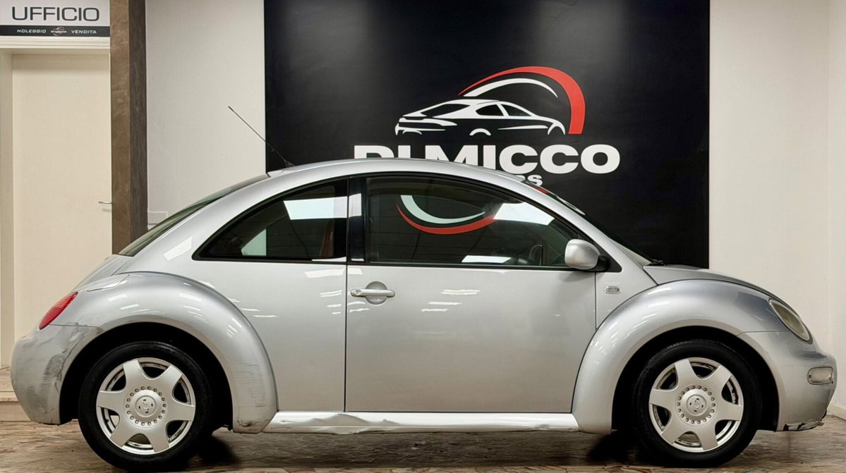 Volkswagen New Beetle TDI 101CV (4)