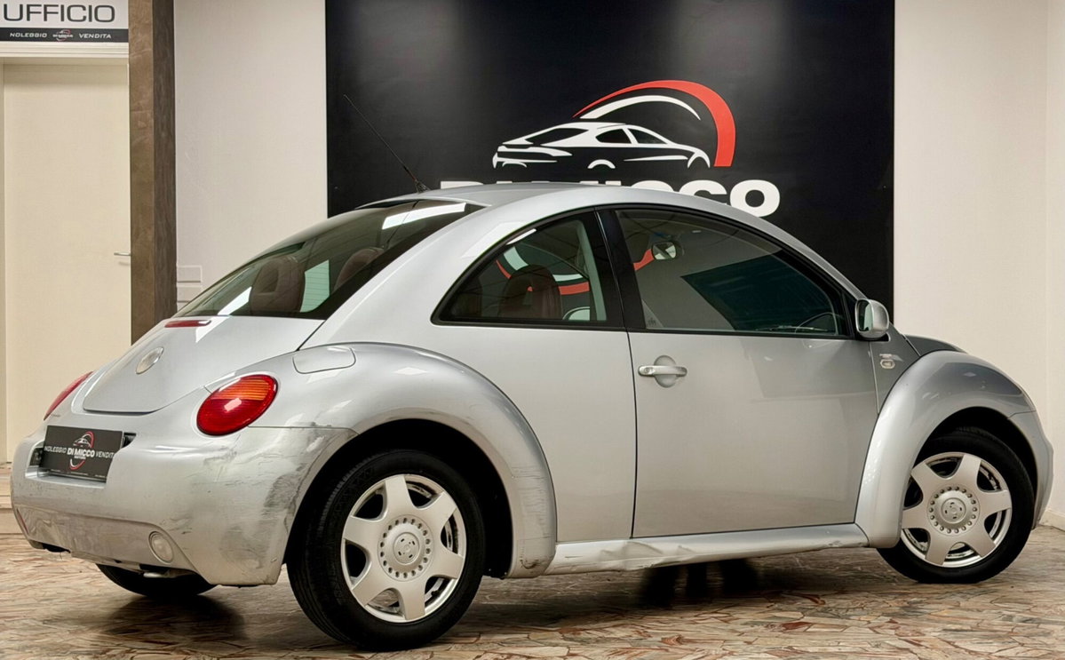 Volkswagen New Beetle TDI 101CV (5)