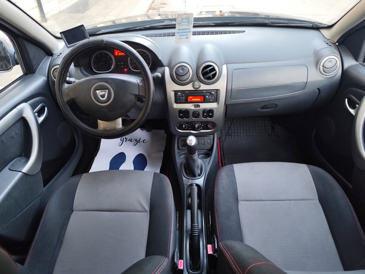 Dacia Duster 1.6 110CV 4x2 GPL Lauréate (17)