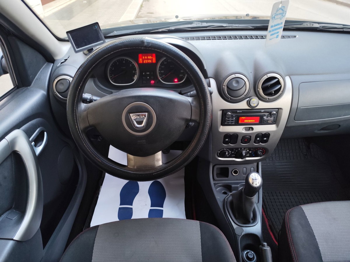 Dacia Duster 1.6 110CV 4x2 GPL Lauréate (18)