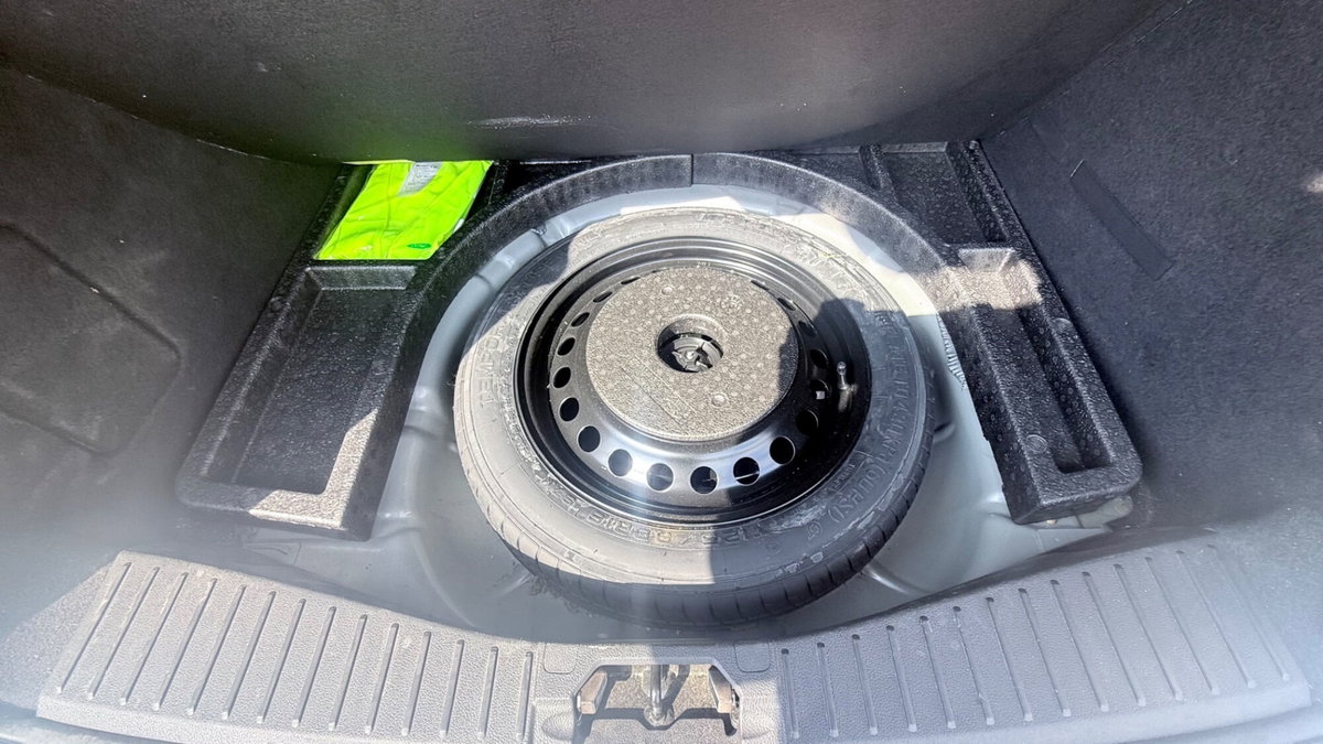 Ford C-Max 1.5 TDCi 120CV Powershift Start&Stop Titanium (2)