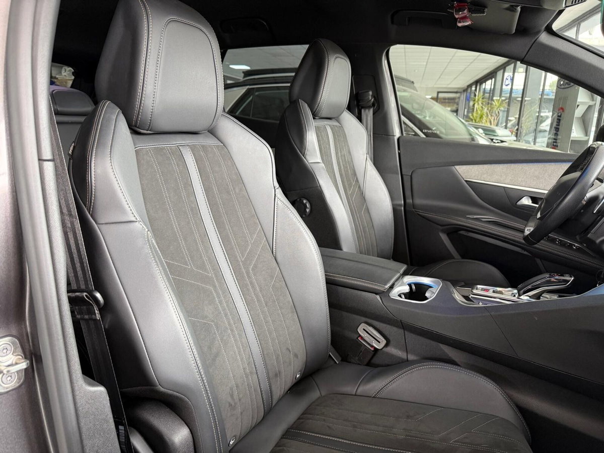 Peugeot 3008 BlueHDi 130 S&S EAT8 GT Pack (10)