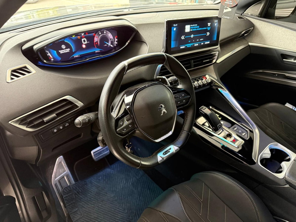 Peugeot 3008 BlueHDi 130 S&S EAT8 GT Pack (12)