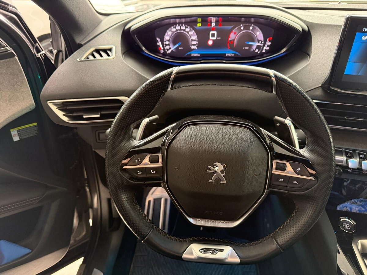 Peugeot 3008 BlueHDi 130 S&S EAT8 GT Pack (13)