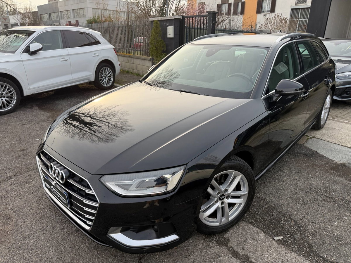Audi A4 Avant 35 TDI/163 CV S tronic Business Advanced (3)
