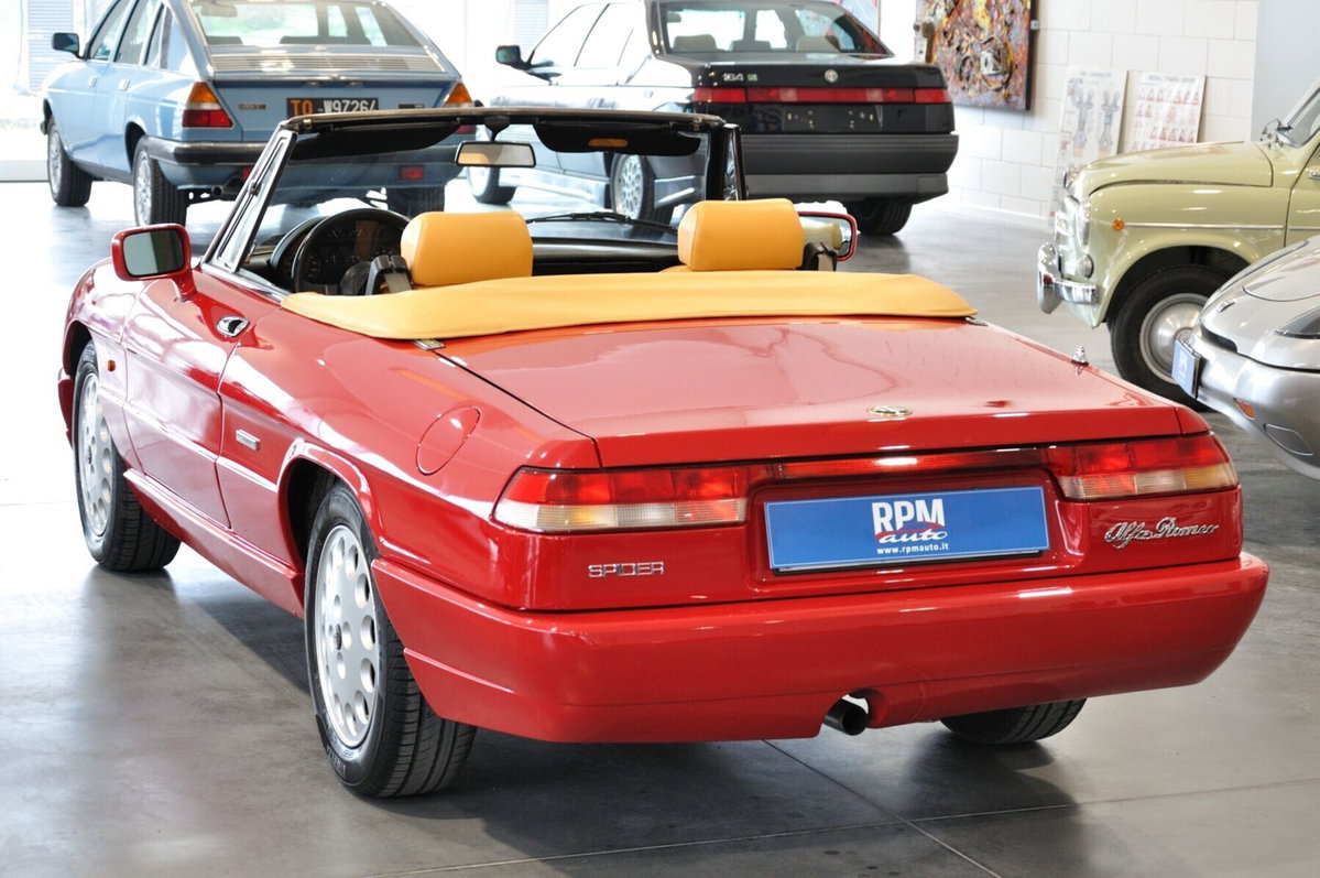 Alfa Romeo Spider 1.6 (4)