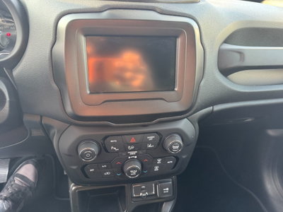 Jeep Renegade 1.6 Mjt 130 CV Limited (14)