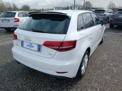 Audi A3 Sportback 1.6 TDI 116 CV S tronic Business (2)