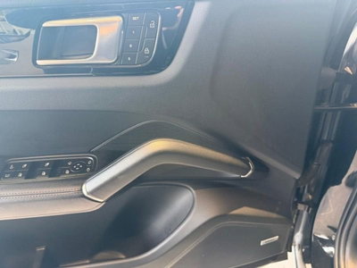 Porsche Cayenne 3.0 V6 E-Hybrid Platinum Edition (10)
