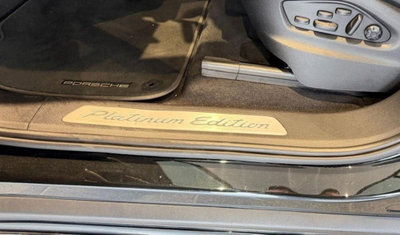 Porsche Cayenne 3.0 V6 E-Hybrid Platinum Edition (11)