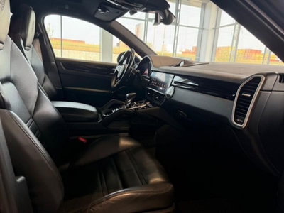Porsche Cayenne 3.0 V6 E-Hybrid Platinum Edition (13)