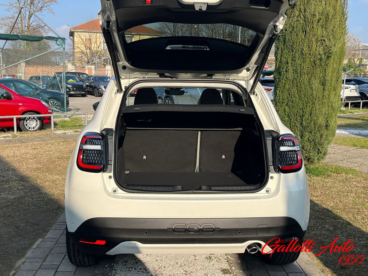 Fiat 600 1.2 hybrid La Prima II 110cv auto (15)