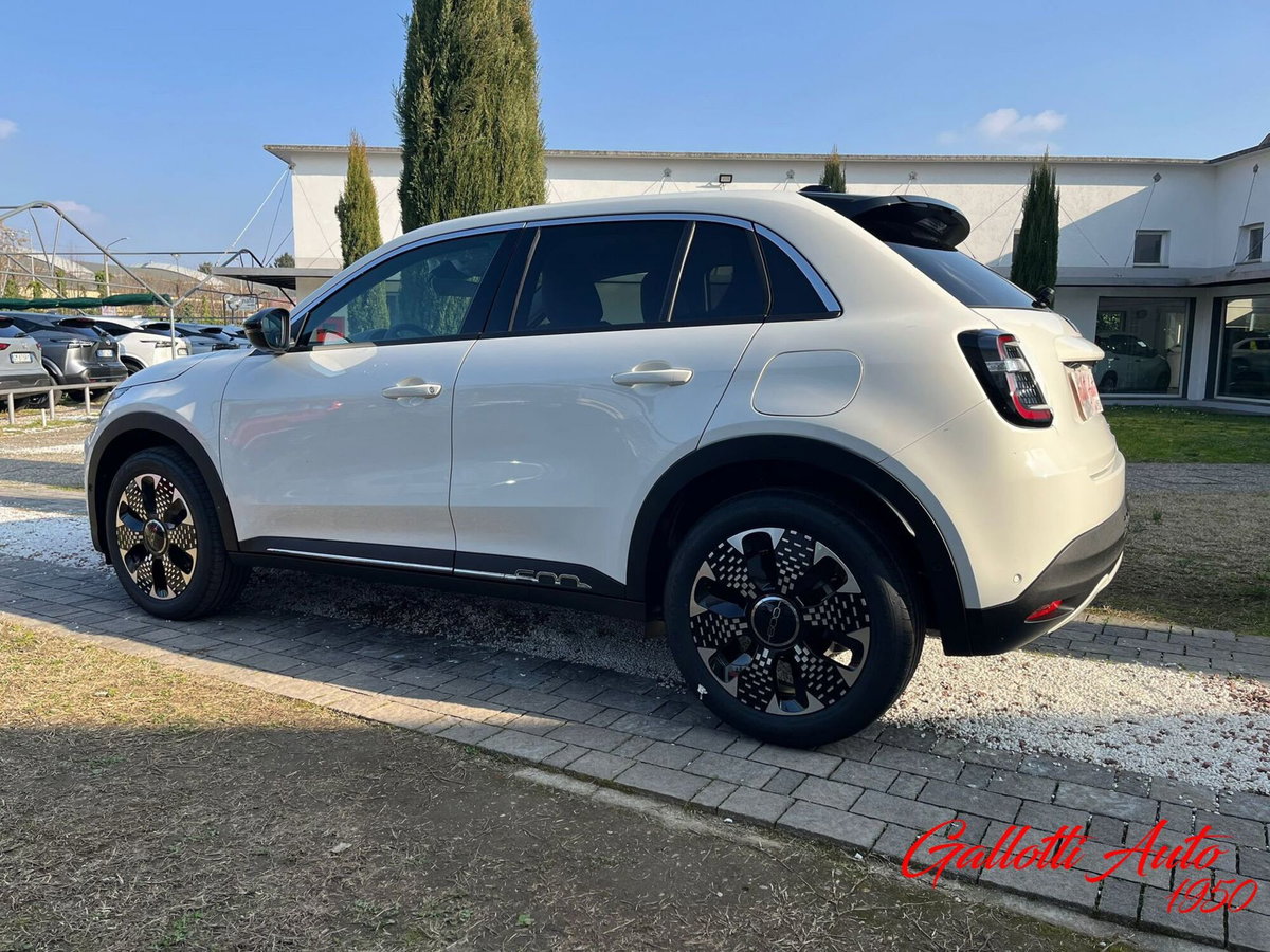 Fiat 600 1.2 hybrid La Prima II 110cv auto (2)