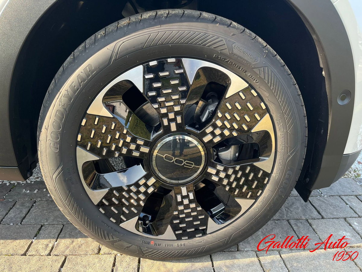 Fiat 600 1.2 hybrid La Prima II 110cv auto (20)