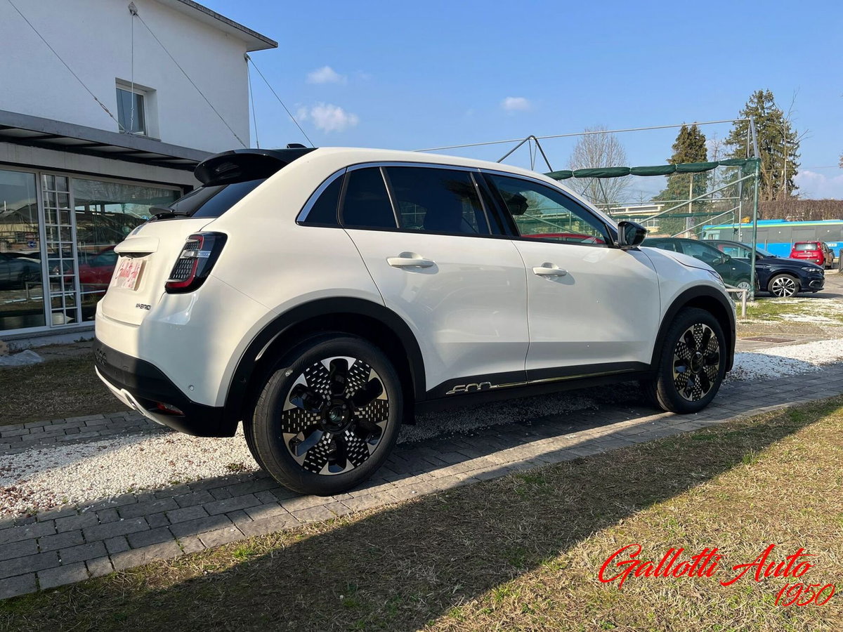 Fiat 600 1.2 hybrid La Prima II 110cv auto (5)