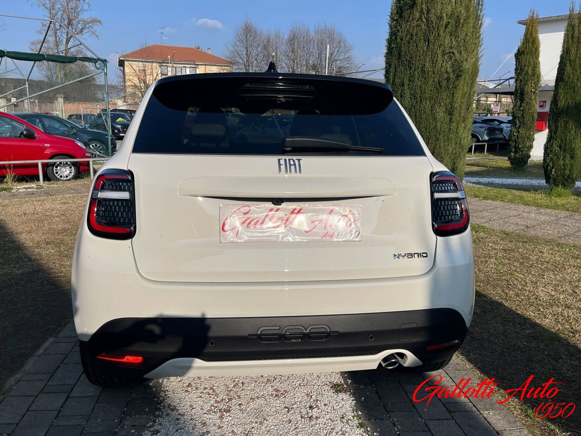 Fiat 600 1.2 hybrid La Prima II 110cv auto (7)