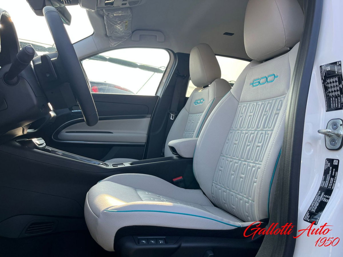 Fiat 600 1.2 hybrid La Prima II 110cv auto (8)