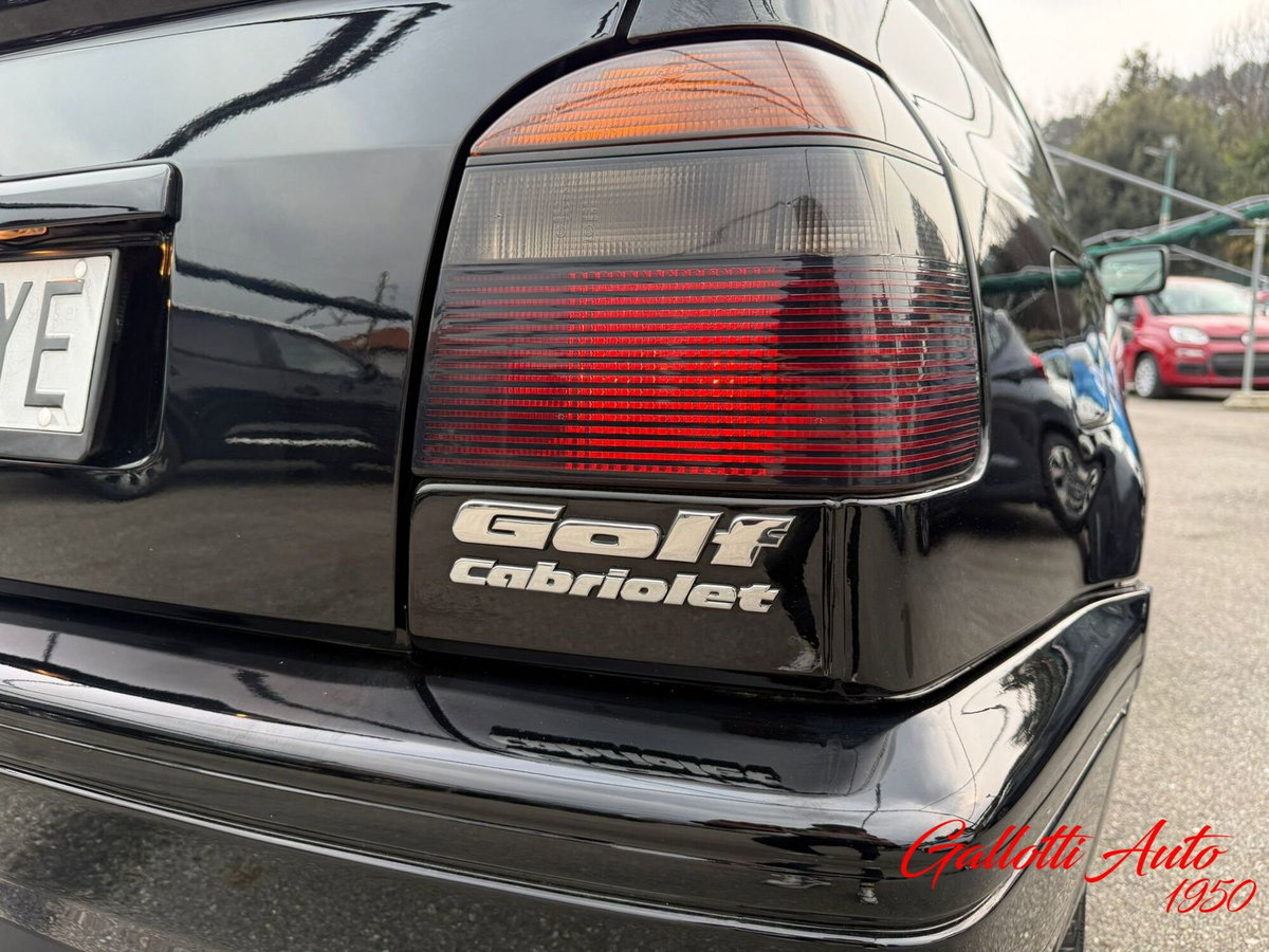 Volkswagen Golf Cabrio 1.6 cat Avantgarde (19)