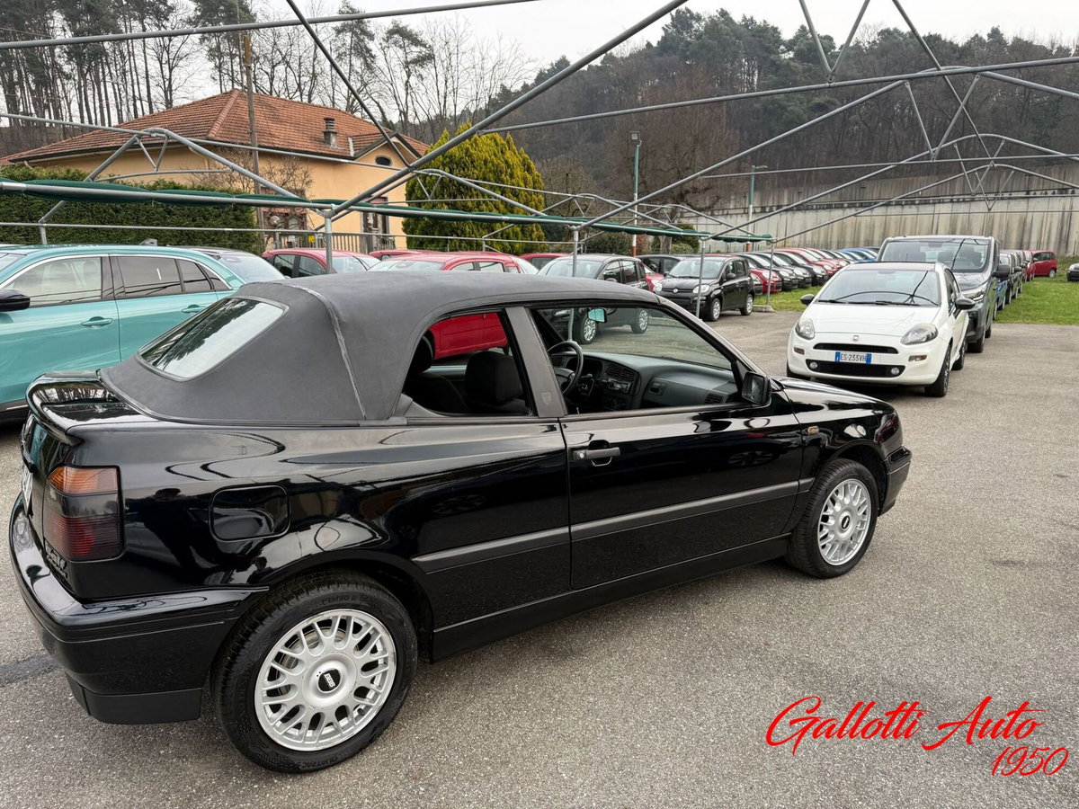 Volkswagen Golf Cabrio 1.6 cat Avantgarde (4)