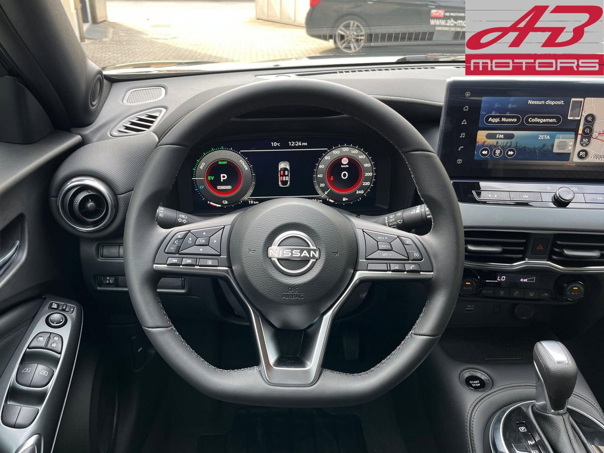 Nissan Juke 1.6 hev N-Connecta (13)