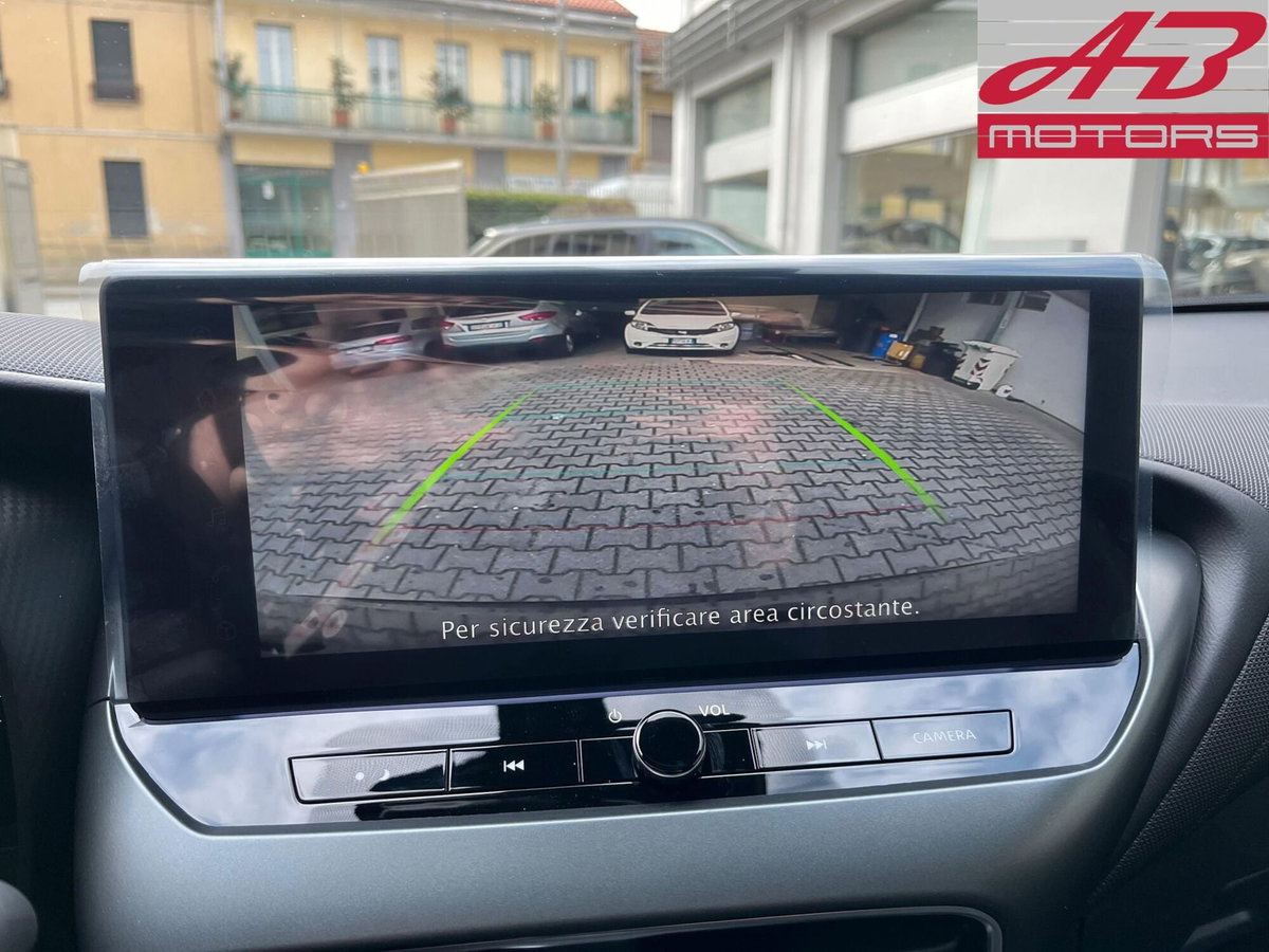 Nissan Juke 1.6 hev N-Connecta (17)