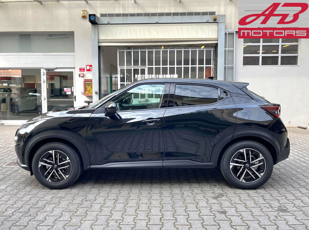 Nissan Juke 1.6 hev N-Connecta (8)