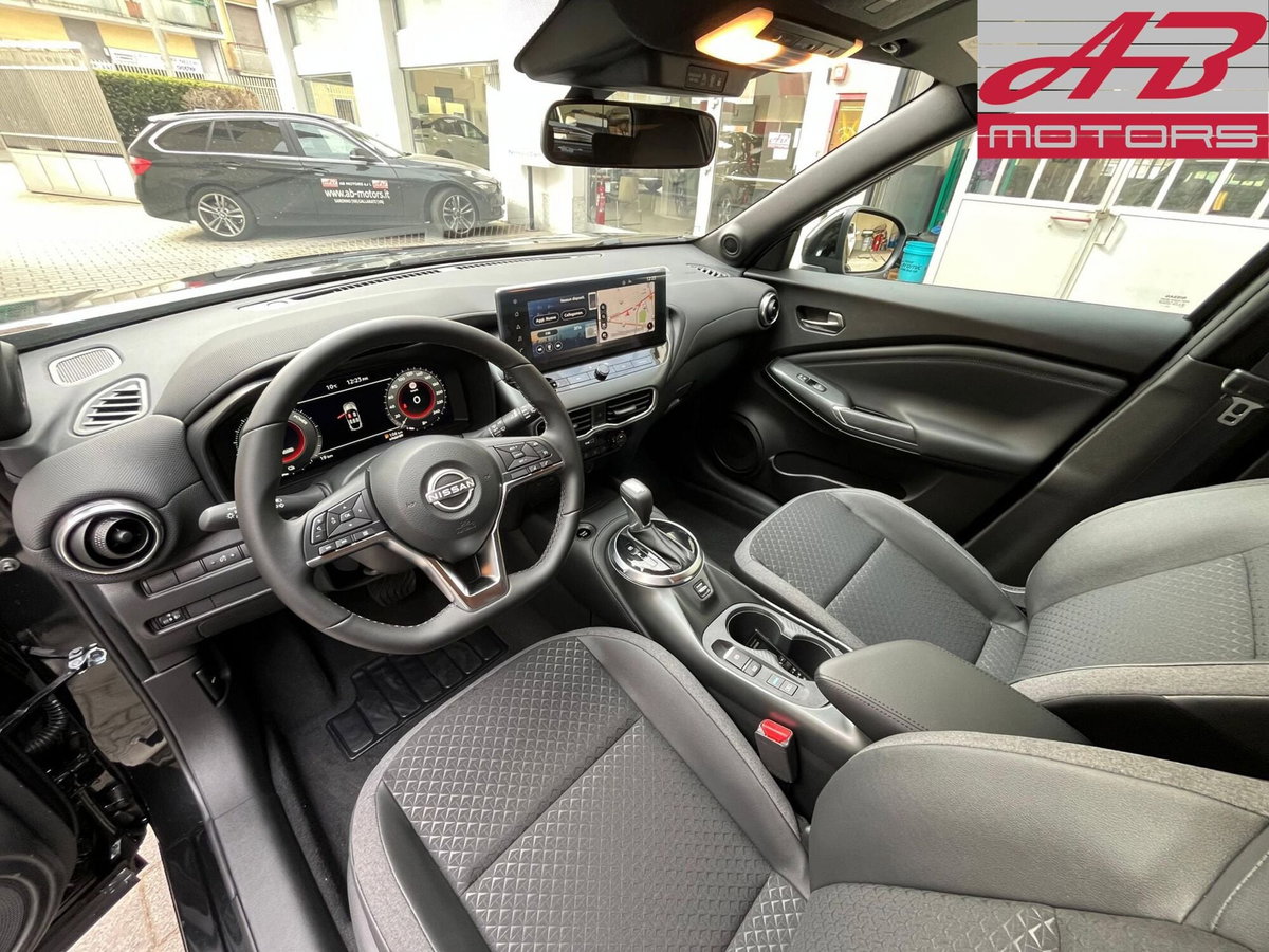 Nissan Juke 1.6 hev N-Connecta (9)
