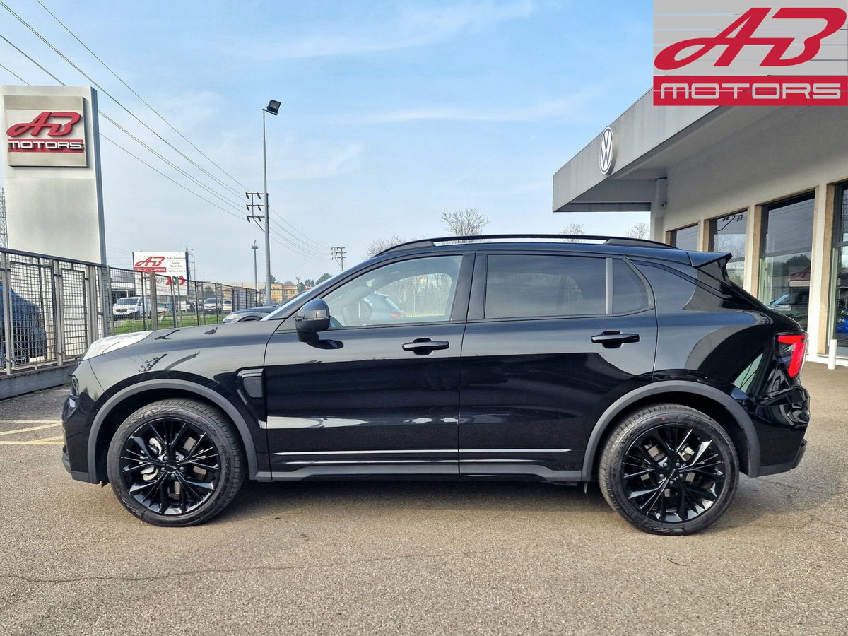 Lynk & Co 01 01 1.5 td phev Core auto (8)