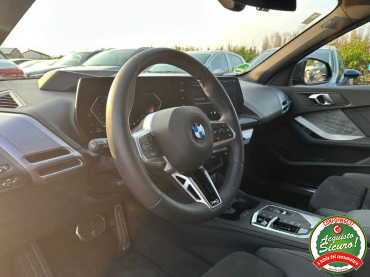 BMW Serie 1 120 48V MSport Pro auto (10)