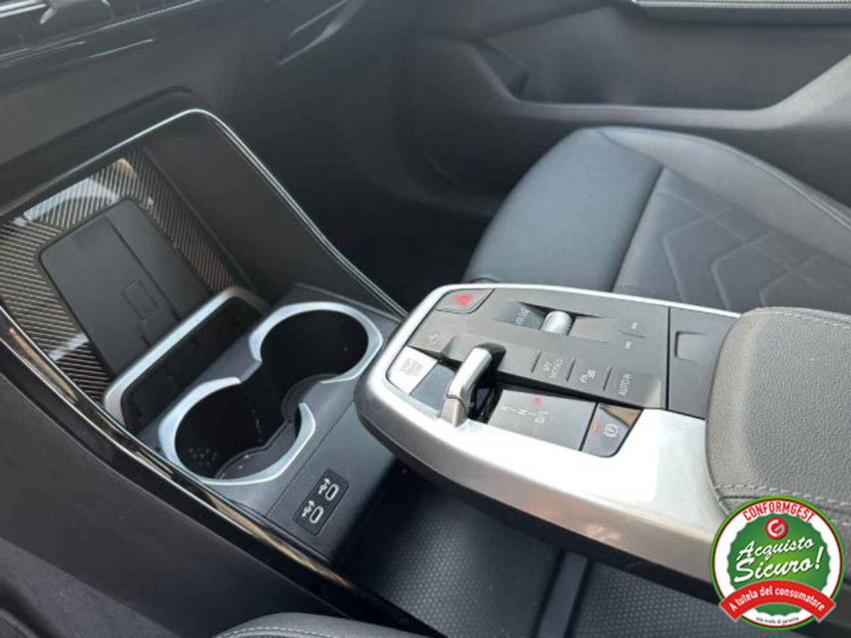 BMW X1 sDrive18d xLine Plus (9)