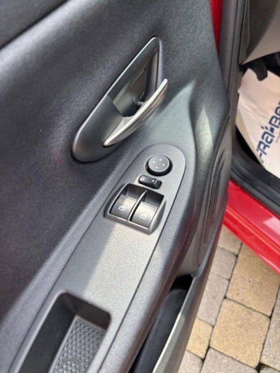 Lancia Ypsilon 1.0 FireFly 5 porte S&S Hybrid Ecochic Gold (13)