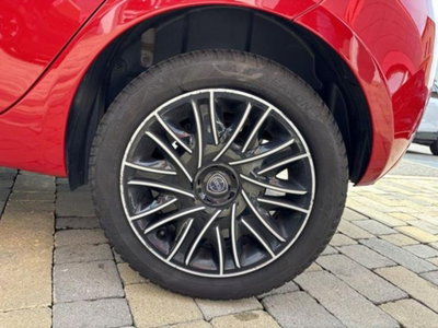 Lancia Ypsilon 1.0 FireFly 5 porte S&S Hybrid Ecochic Gold (18)